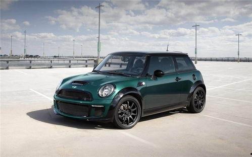 国产迷你小车合集大全视频,穿梭时光的复古魅力  第1张