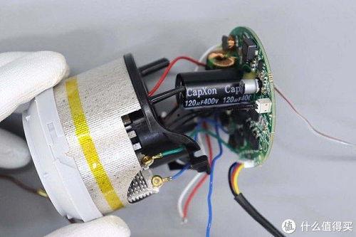 国产高速电吹风拆解视频,拆解视频带你领略科技魅力  第3张