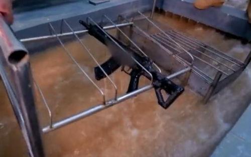 国产自动步枪试验机视频,革新之作引领未来战场  第1张